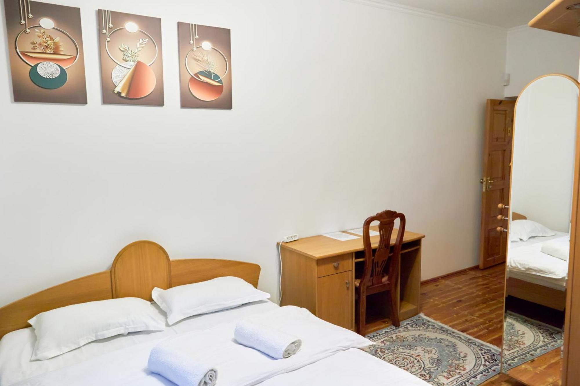 Sweet Vibe Hotel Алма Ата Екстериор снимка