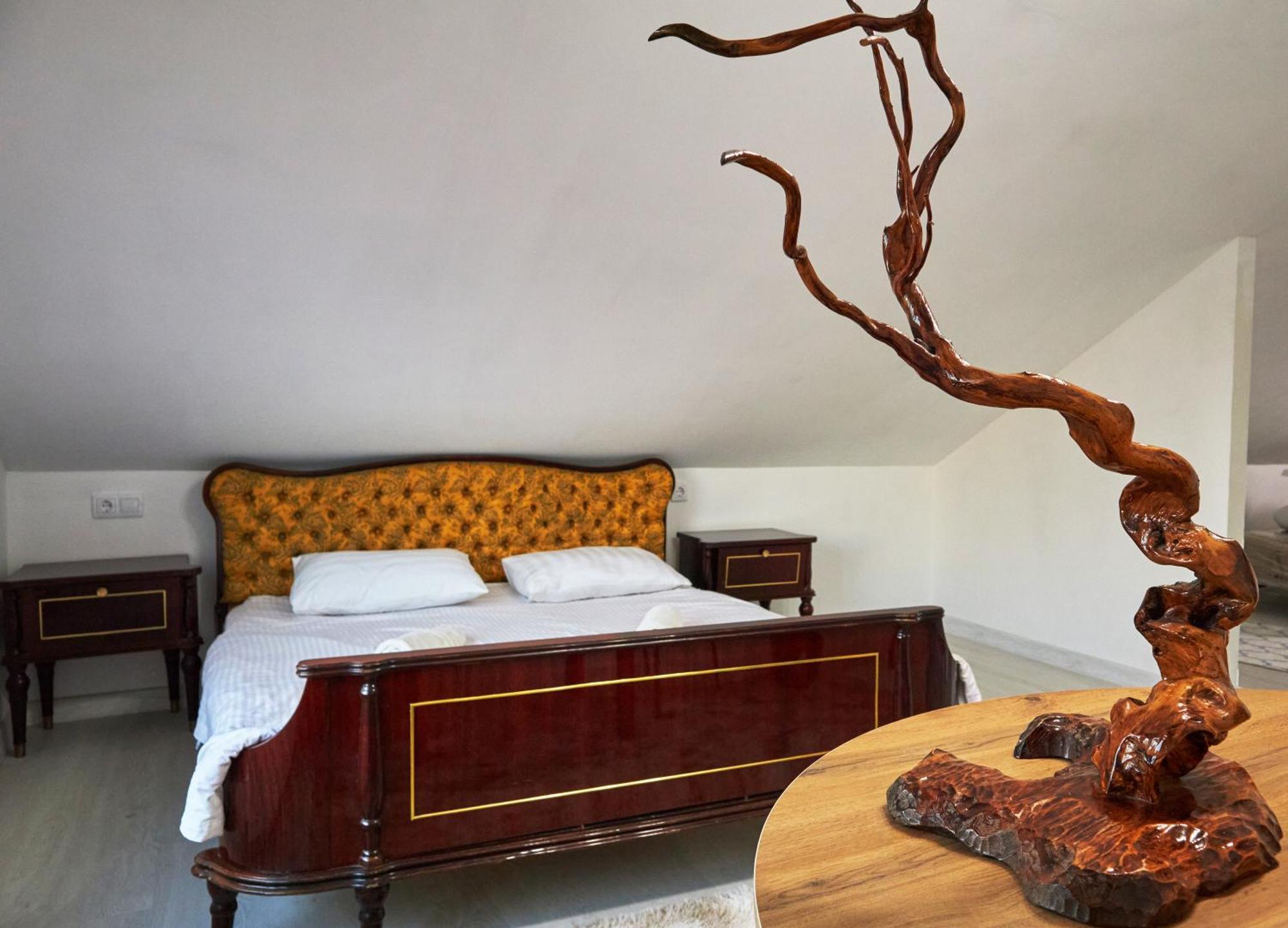 Sweet Vibe Hotel Алма Ата Екстериор снимка